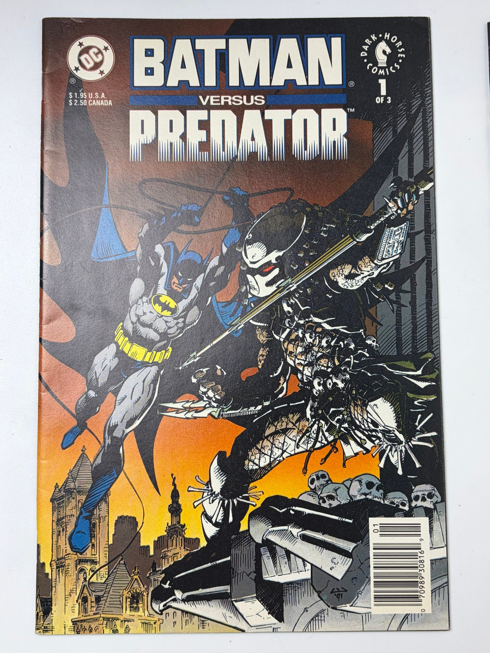 Batman versus Predator #1 (1991) 1st Batman vs. Predator Battle
